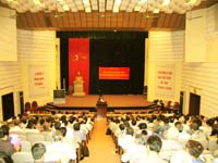 Hội nghị cán bộ chủ chốt giới thiệu nhân sự BCH Trung ương khóa X và phổ biến dự thảo Chương trình hành động của Chính phủ thực hiện Nghị quyết 46-NQ/TW của Bộ Chính trị.