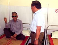 Cục trưởng Cục Y tế dự phòng Việt Nam-Bộ Y tế làm việc với Viện Sốt rét-KST-CT Quy Nhơn về các hoạt động phòng chống sốt rét và sán lá gan lớn tại khu vực miền Trung-Tây Nguyên.