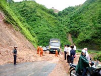 Ảnh hưởng của cơn bão Xangsane (Cơn bão số 6) và những nỗ lực ngăn ngừa dịch bệnh của tỉnh Thừa Thiên-Huế