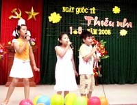 Ngày Quốc tế thiếu nhi 1-6 tại Viện Sốt rét-Ký sinh trùng-Côn trùng Quy Nhơn