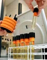 Thử nghiệm xác định sự có mặt của thuốc hoặc thành phần một số thuốc sốt rét trong nước tiểu bệnh nhân trước khi đưa vào nghiên cứu in vitro và in vivo