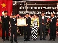 Viện Vacxin Nha Trang kỷ niệm 30 năm thành lập và đón nhận Huân chương độc lập hạng Ba