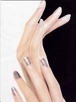 Mối phiền hà do chảy nhiều mồ hôi ở lòng bàn tay và bàn chân