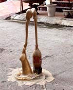 Một thanh niên Brazil tử vong do uống Coca-Cola và ăn kẹo Mentos cùng một lúc.