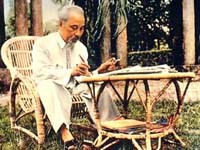 Xây dựng hệ thống tư liệu về Chủ tịch Hồ Chí Minh trong ngành giáo dục