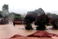 Tỉnh Kon Tum khẩn trương tăng cường phòng chống sốt rét  và khắc phục hậu quả của cơn bão số 9 (Ketsana)