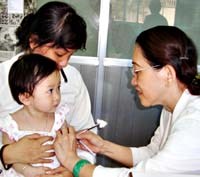 Cần tiêm vaccine phòng bệnh viêm não Nhật Bản cho trẻ