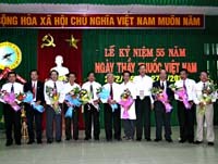 Ngày thầy thuốc Việt Nam (27-2-2010) tại ngành y tế và Viện Sốt rét-Ký sinh trùng-Côn trùng Quy Nhơn