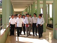 Bộ trưởng Bộ Y tế Nguyễn Quốc Triệu: cần nâng cao chất lượng y tế một cách toàn diện