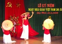 Đoàn Thanh niên Viện Sốt rét-Ký sinh trùng-Côn trùng Quy Nhơn phát động phong trào thi đua chào mừng các ngày lễ lớn năm học 2010-2011