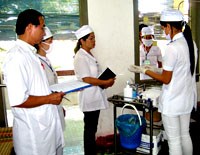 Nâng cao năng lực đào tạo và phát triển nguồn nhân lực y tế cho các tỉnh Bắc Trung Bộ