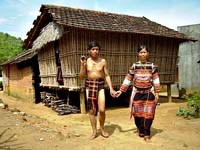 Đặc điểm của người dân tộc Ba Na