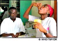 Điều trị bằng thuốc sốt rét có giám sát trực tiếp (DOTs_Directly-Observed Therapies)-Khía cạnh quan trọng của theo dõi hiệu lực thuốc 