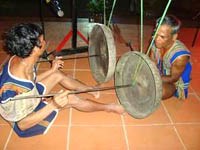 Tìm hiểu về người dân tộc thiểu số Brâu