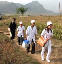 Tăng phụ cấp nghề nghiệp cho cán bộ y tế: 70% là mức cao nhất