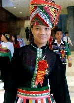 Người dân tộc thiểu số La Ha