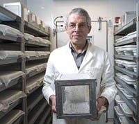 Vi khuẩn biến đổi gen sống trong ruột muỗi có thể giúp ngăn ngừa bệnh sốt rét