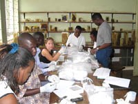 Một số vấn đề liên quan qua giám sát chất lượng chẩn đoán và điều trị bệnh sốt rét