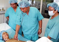 GS. TS. Bùi Ðức Phú: Những đối mặt trong ca ghép thận đặc biệt cho Hứa Cẩm Tú