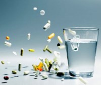 Một số vấn đề do thuốc trong sốt rét (Drug Induced Problems in Malaria)