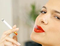 Hút thuốc lá có nguy cơ tăng huyết áp, mắc bệnh tim mạch