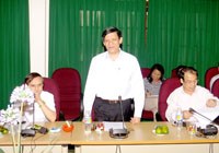 Thứ trưởng Bộ Y tế thăm và làm việc với Viện Sốt rét-Ký sinh trùng-Côn trùng Quy Nhơn