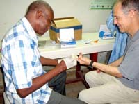 Những thông tin cần biết khi sử dụng test chẩn đoán nhanh bệnh sốt rét ở tuyến cơ sở  