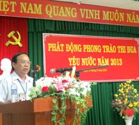 Lễ phát động phong trào thi đua học tập và làm theo tấm gương đạo đức Hồ Chí Minh và biểu dương gia đình tiêu biểu năm 2013