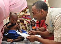 Nghiên cứu sức khỏe là cần thiết cho tiến bộ hướng tới bao quát y tế toàn cầu