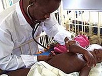 Tiêm phòng bệnh sốt vàng khi ra nước ngoài