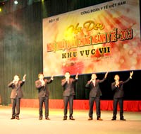 Hội diễn nghệ thuật quần chúng ngành y tế khu vực 7 năm 2013