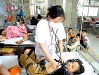 Sốt rét trẻ em và cách nhận biết sốt rét ác tính để xử trí phù hợp