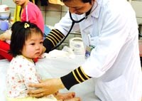 Dịch bệnh sởi diễn biễn phức tạp-cả hệ thống chính trị vào cuộc