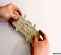 Kính hiển vi bằng giấy giá chỉ 1 đô la có thể giúp chẩn đoán bệnh