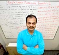 Định lý mới xác định sự phân bố tuổi của các quần thể từ ruồi giấm tới con người 