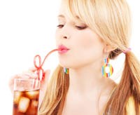 Những dòng cảnh báo đồ uống ngọt làm thay đổi thói quen của thanh thiếu niên Hoa Kỳ