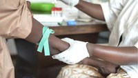 Thử nghiệm vaccine và thuốc điều trị Ebola-Thành công từ trong khủng hoảng