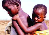 Niger có 19.000 trẻ dưới 5 tuổi tử vong sốt rét hàng năm và Ghana sử dụng màn tẩm hóa chất làm giảm gánh nặng sốt rét