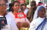 Tỷ lệ nạo phá thai ổn định tại các quốc gia nghèo và giảm ở các quốc gia giàu có