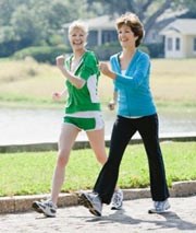 WHA thông qua nghị quyết sức khỏe phụ nữ, trẻ em và vị thành niên và tuổi già khỏe mạnh