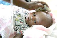 Anh và Pháp có số lượng các ca sốt rét nhập khẩu cao nhất