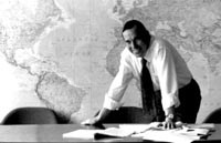 Tiến sĩ Halfdan T. Mahler,Tổng giám đốc thứ ba của WHO, qua đời ở tuổi 93