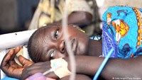 Hàng trăm người chết vì sốt rét tiếp tục hoành hành ở Đông Phi