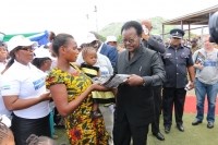 Chiến dịch phân phối màn ngủ quy mô lớn bắt đầu ở Sierra Leone