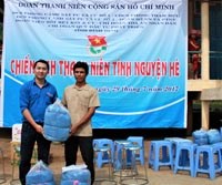 Ý nghĩa chuyến đi khám bệnh từ thiện “Kỳ nghỉ hồng” năm 2017