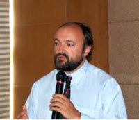 Trong bối cảnh diễn tiến bệnh truyền nhiễm phức tạp 20 năm tưởng nhớ Bác sỹ Carlo Urbani – Chuyên gia của Tổ chức Y tế Thế giới_Phần 2