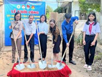 Công đoàn Viện Sốt rét - Ký sinh trùng - Côn trùng Quy Nhơn tổ chức các hoạt động chào mừng 79 năm Cách mạng tháng Tám và Quốc khánh 2/9