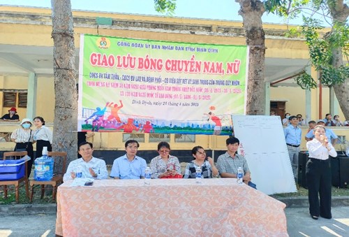 Công đoàn cơ sở Viện Sốt rét-Ký sinh trùng-Côn trùng Quy Nhơn tổ chức các hoạt động chào mừng kỷ niệm 50 năm giải phóng miền nam (30/4/1975 - 30/4/2025) và 139 năm ngày quốc tế lao động 01/5